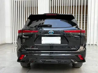 Toyota Highlander 2023 Double moteur 2.5L Version distinguée à quatre roues motrices 7 Siège intérieur photo 18 Toyota Highlander 2023 Double moteur 2.5L Version distinguée à quatre roues motrices 7 Siège intérieur photo 18