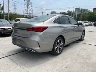 Changan Eado 2020 PLUS Ballena azul NE 1.4T GDI Buque insignia automático exterior foto 5