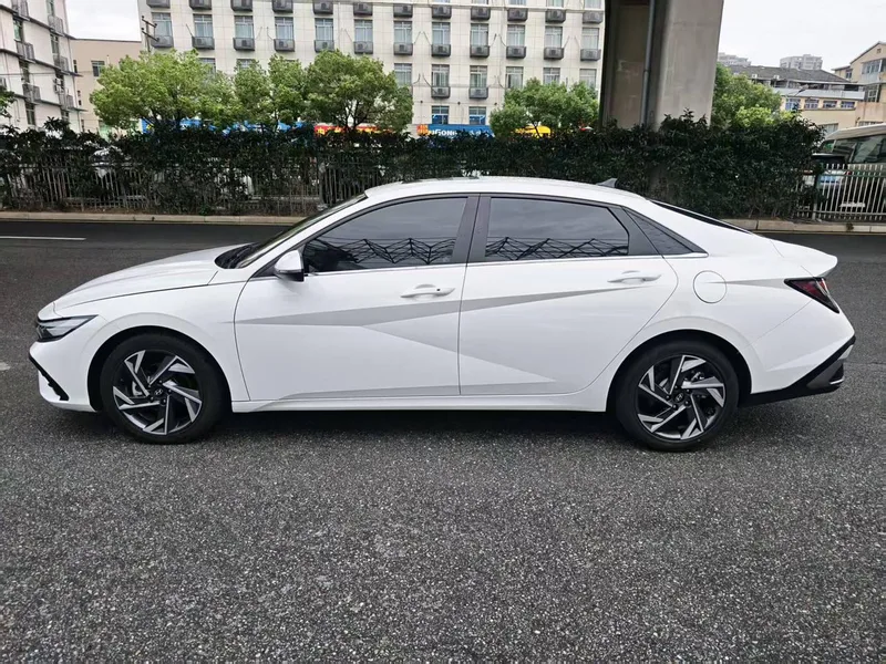 Hyundai Elantra 2023 1.5L CVT GLX Elite Edition exterior photo 3 Hyundai Elantra 2023 1.5L CVT GLX Elite Edition exterior photo 3