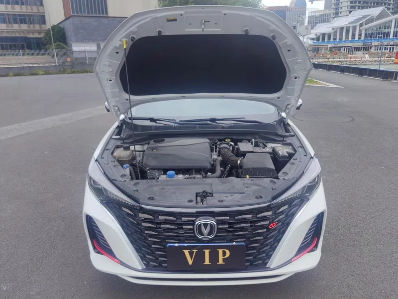 Changan Eado 2022 PLUS Blue whale NE 1.4T GDI DCT Premium Trim exterior photo 5 Changan Eado 2022 PLUS Blue whale NE 1.4T GDI DCT Premium Trim exterior photo 5