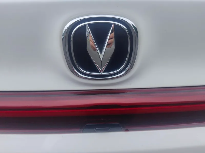 Changan Eado 2022 PLUS Blue whale NE 1.4T GDI DCT Premium Trim interior photo 13 Changan Eado 2022 PLUS Blue whale NE 1.4T GDI DCT Premium Trim interior photo 13