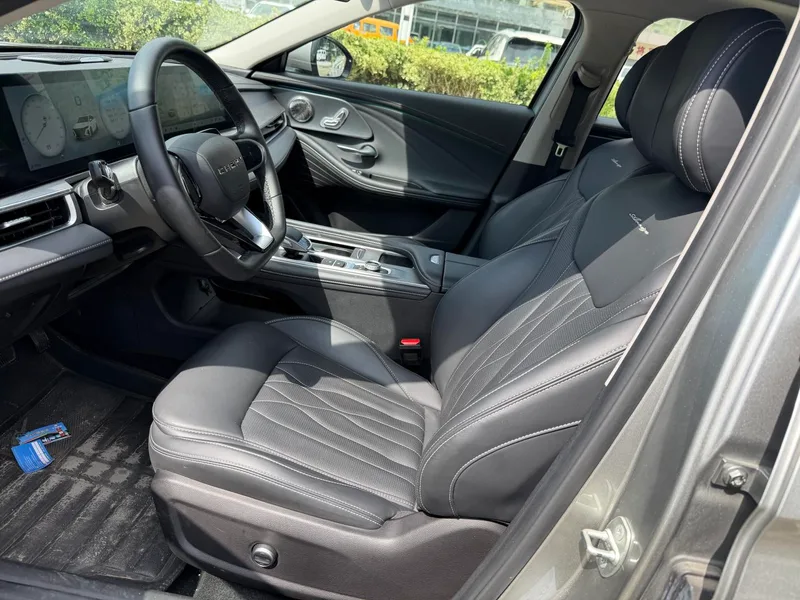 Chery Arrizo 8 2025 1.6TGDI DCT wisdom interior photo 10 Chery Arrizo 8 2025 1.6TGDI DCT wisdom interior photo 10