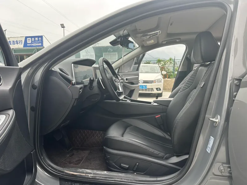 Hyundai Sonata 2020 270TGDi GL DCT Leading Edition exterior photo 5 Hyundai Sonata 2020 270TGDi GL DCT Leading Edition exterior photo 5