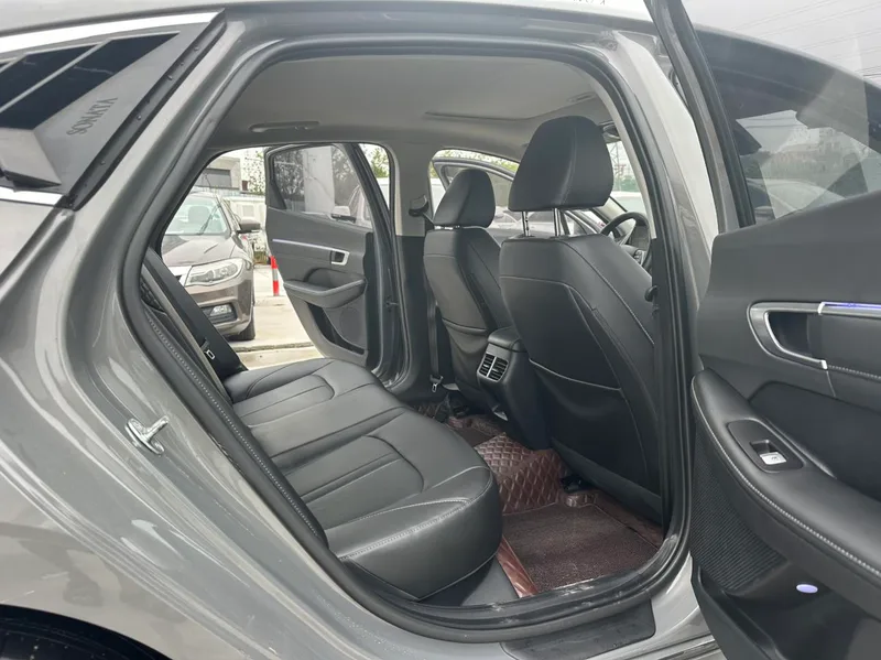 Hyundai Sonata 2020 270TGDi GL DCT Leading Edition exterior photo 8 Hyundai Sonata 2020 270TGDi GL DCT Leading Edition exterior photo 8
