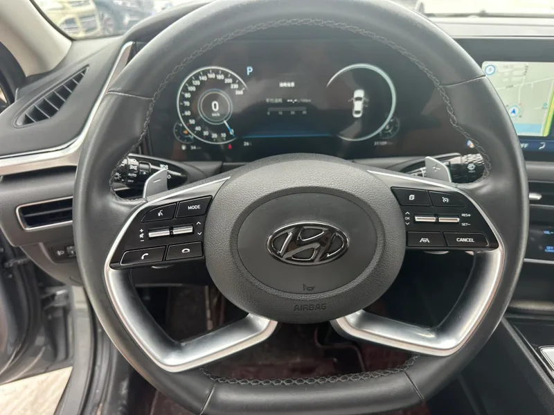 Hyundai Sonata 2020 270TGDi GL DCT Leading Edition interior photo 12 Hyundai Sonata 2020 270TGDi GL DCT Leading Edition interior photo 12