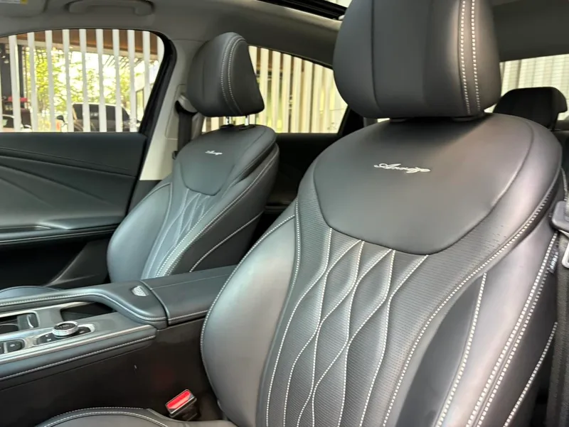 Chery Arrizo 8 2022 1.6TGDI DCT elegance interior photo 10 Chery Arrizo 8 2022 1.6TGDI DCT elegance interior photo 10