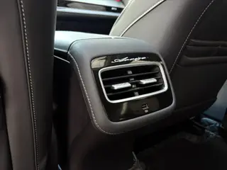 Chery Arrizo 8 2022 1.6TGDI DCT elegance interior photo 13 Chery Arrizo 8 2022 1.6TGDI DCT elegance interior photo 13