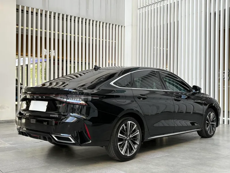 Chery Arrizo 8 2022 1.6TGDI DCT elegance interior photo 16 Chery Arrizo 8 2022 1.6TGDI DCT elegance interior photo 16