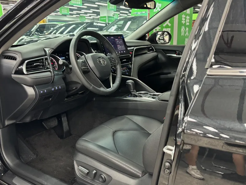 Toyota Camry 2023 2.0G Luxury Edition interior photo 8 Toyota Camry 2023 2.0G Luxury Edition interior photo 8