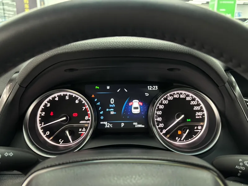 Toyota Camry 2023 2.0G Luxury Edition interior photo 9 Toyota Camry 2023 2.0G Luxury Edition interior photo 9