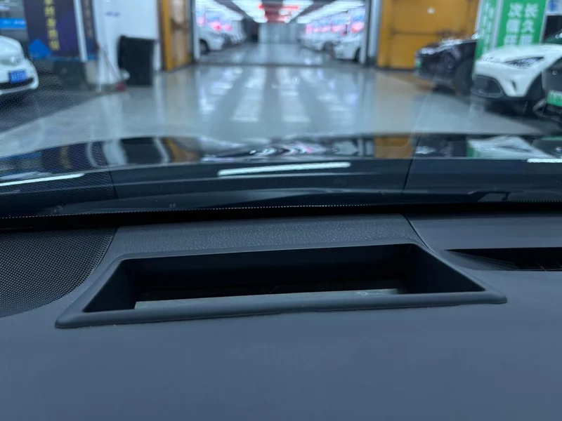 Toyota Camry 2023 2.0G Luxury Edition interior photo 11 Toyota Camry 2023 2.0G Luxury Edition interior photo 11