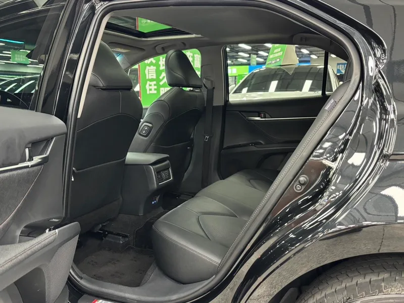 Toyota Camry 2023 2.0G Luxury Edition interior photo 13 Toyota Camry 2023 2.0G Luxury Edition interior photo 13