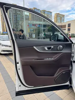 Chery Tiggo 8 Pro 2022 390T Two-Drive Vast Edition 5 seat interior photo 11 Chery Tiggo 8 Pro 2022 390T Two-Drive Vast Edition 5 seat interior photo 11
