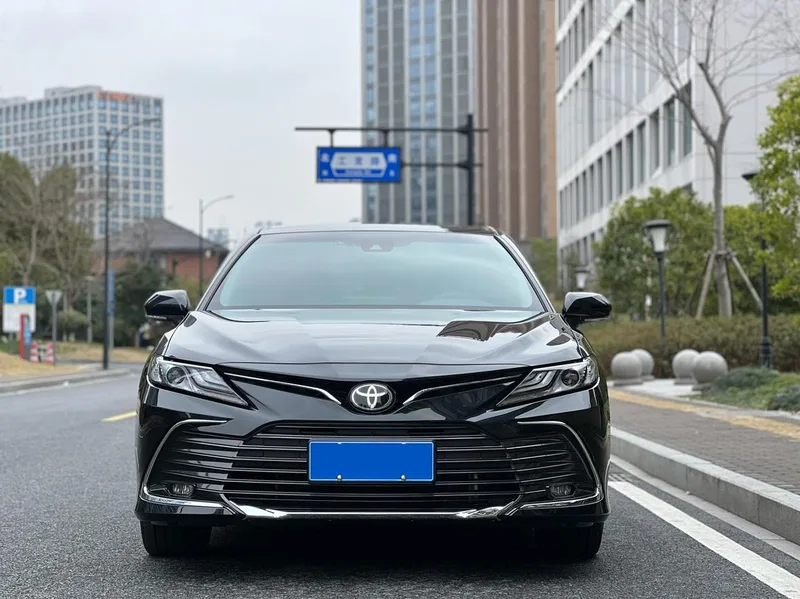 Toyota Camry 2023 2.5G Version de luxe extérieur photo 2 Toyota Camry 2023 2.5G Version de luxe extérieur photo 2