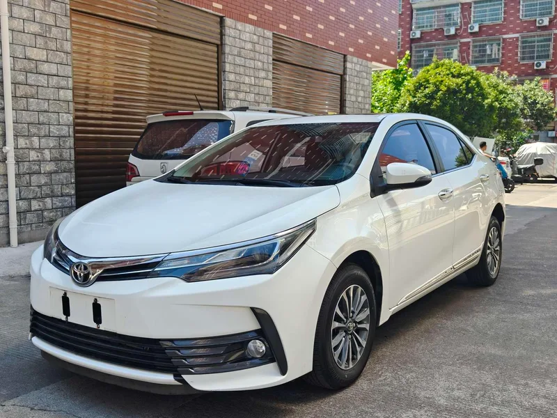 Toyota Corolla 2018 1.2T S-CVT GL-i Zhihui Edition China V exterior photo 1 Toyota Corolla 2018 1.2T S-CVT GL-i Zhihui Edition China V exterior photo 1