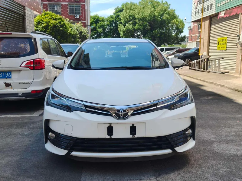 Toyota Corolla 2018 1.2T S-CVT GL-i Zhihui Edition China V exterior photo 2 Toyota Corolla 2018 1.2T S-CVT GL-i Zhihui Edition China V exterior photo 2