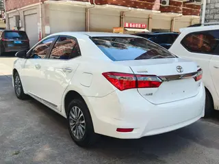 Toyota Corolla 2018 1.2T S-CVT GL-i Zhihui Edition China V interior photo 9 Toyota Corolla 2018 1.2T S-CVT GL-i Zhihui Edition China V interior photo 9