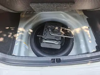 Toyota Corolla 2018 1.2T S-CVT GL-i Zhihui Edition China V interior photo 12 Toyota Corolla 2018 1.2T S-CVT GL-i Zhihui Edition China V interior photo 12