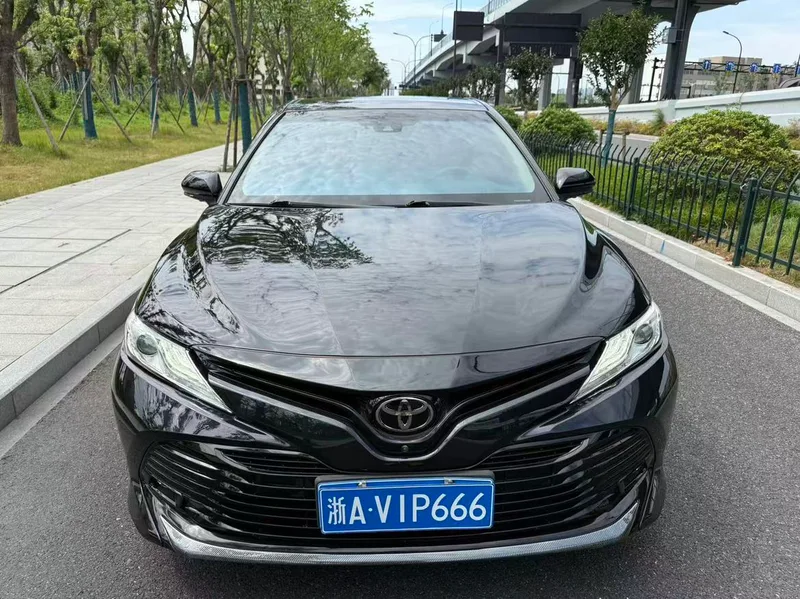 Toyota Camry 2018 2.5G Version de luxe extérieur photo 2 Toyota Camry 2018 2.5G Version de luxe extérieur photo 2