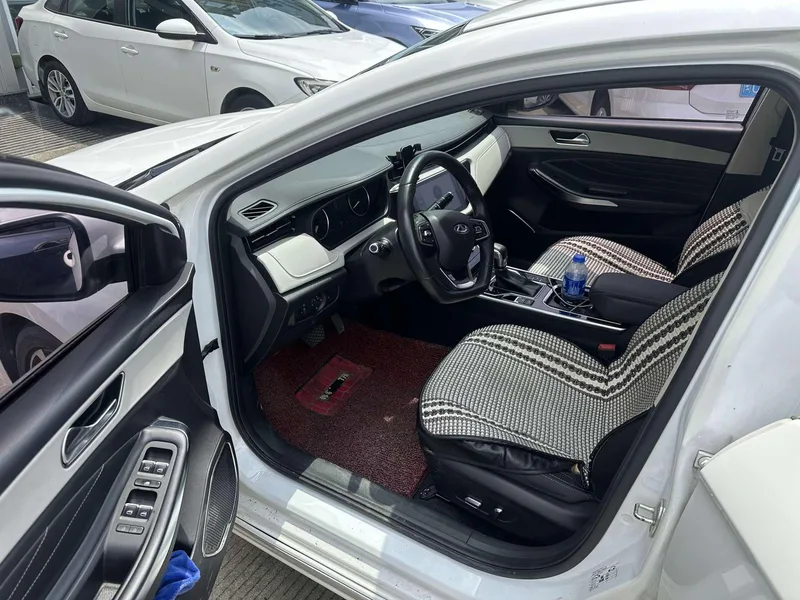 Chery Arrizo GX 2019 Pro 1.5T CVT Type color version Country VI interior photo 7 Chery Arrizo GX 2019 Pro 1.5T CVT Type color version Country VI interior photo 7