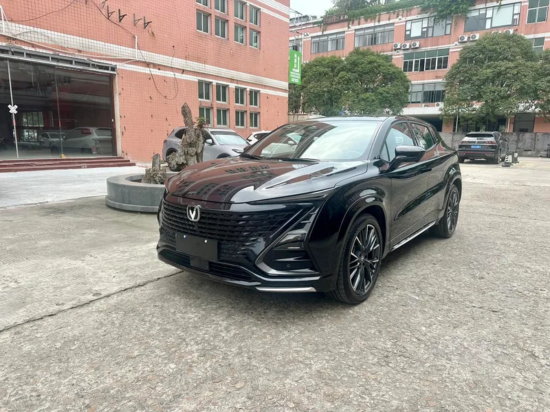 Changan UNI-T 2023 Deuxième génération 1.5T Finition premium extérieur photo 1 Changan UNI-T 2023 Deuxième génération 1.5T Finition premium extérieur photo 1