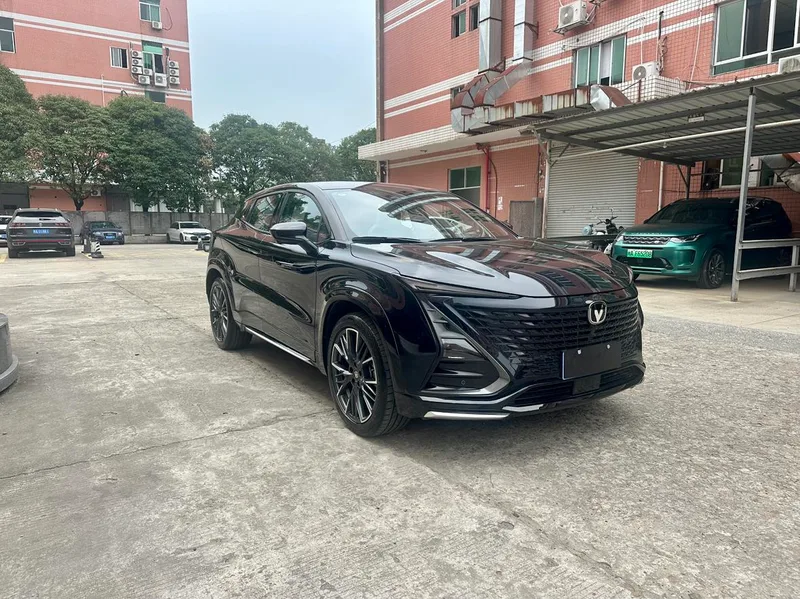 Changan UNI-T 2023 Deuxième génération 1.5T Finition premium extérieur photo 3 Changan UNI-T 2023 Deuxième génération 1.5T Finition premium extérieur photo 3