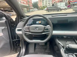 Changan UNI-T 2023 Deuxième génération 1.5T Finition premium intérieur photo 16 Changan UNI-T 2023 Deuxième génération 1.5T Finition premium intérieur photo 16