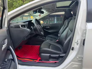 Toyota Corolla 2021 Double moteur 1.8L E-CVT Version d'élite extérieur photo 8 Toyota Corolla 2021 Double moteur 1.8L E-CVT Version d'élite extérieur photo 8