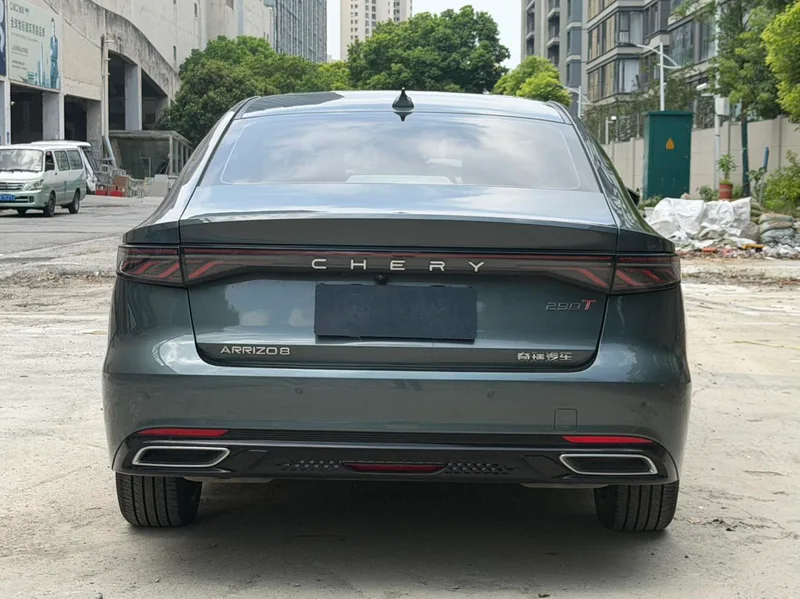Chery Arrizo 8 PRO 2025 1.6T DCT Luxury type+ interior photo 9 Chery Arrizo 8 PRO 2025 1.6T DCT Luxury type+ interior photo 9