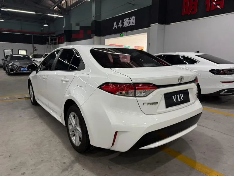 Toyota Levin 2022 185T CVT Version de luxe intérieur photo 11 Toyota Levin 2022 185T CVT Version de luxe intérieur photo 11