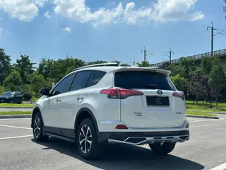 Toyota RAV4 2018 2.0L CVT Moda de tracción en dos ruedas X Edición exterior foto 6 Toyota RAV4 2018 2.0L CVT Moda de tracción en dos ruedas X Edición exterior foto 6
