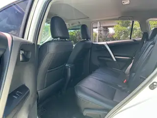 Toyota RAV4 2018 2.0L CVT Moda de tracción en dos ruedas X Edición interior foto 10 Toyota RAV4 2018 2.0L CVT Moda de tracción en dos ruedas X Edición interior foto 10