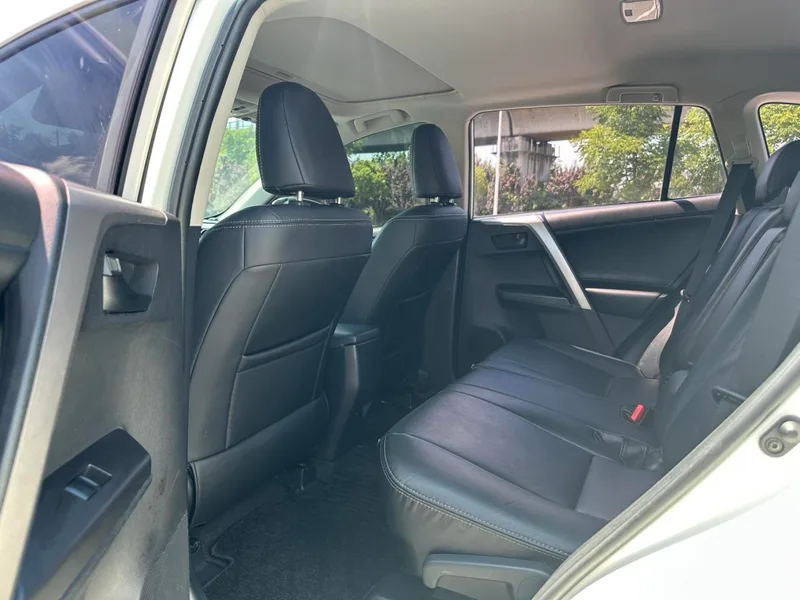 Toyota RAV4 2018 2.0L CVT Moda de tracción en dos ruedas X Edición interior foto 10 Toyota RAV4 2018 2.0L CVT Moda de tracción en dos ruedas X Edición interior foto 10