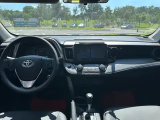 Toyota RAV4 2018 2.0L CVT Moda de tracción en dos ruedas X Edición interior foto 13 Toyota RAV4 2018 2.0L CVT Moda de tracción en dos ruedas X Edición interior foto 13