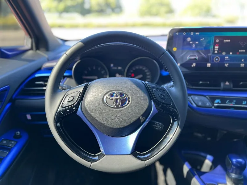 Toyota IZOA 2020 2.0L Yi Chi Edition interior photo 19 Toyota IZOA 2020 2.0L Yi Chi Edition interior photo 19