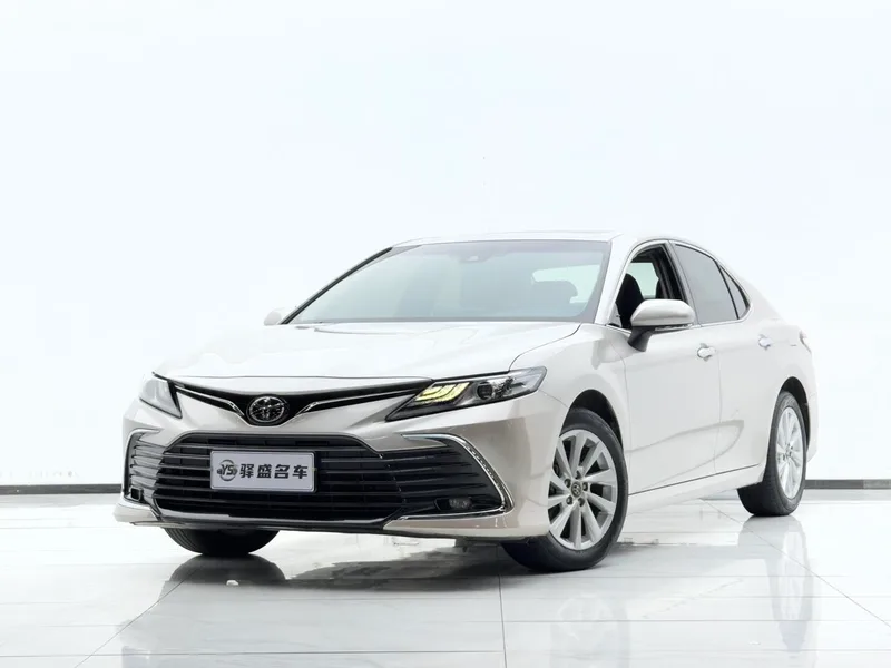 Toyota Camry 2021 2.0G Version de luxe extérieur photo 1 Toyota Camry 2021 2.0G Version de luxe extérieur photo 1