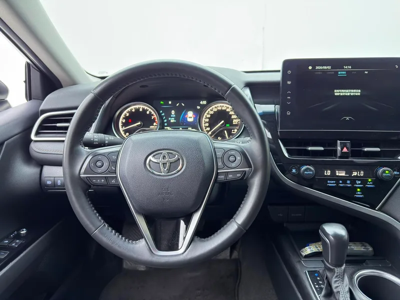 Toyota Camry 2021 2.0G Version de luxe intérieur photo 13 Toyota Camry 2021 2.0G Version de luxe intérieur photo 13