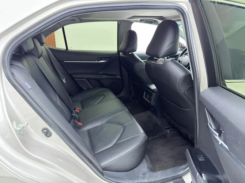 Toyota Camry 2021 2.0G Version de luxe intérieur photo 14 Toyota Camry 2021 2.0G Version de luxe intérieur photo 14