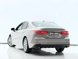 Toyota Camry 2021 2.0G Version de luxe intérieur photo 16 Toyota Camry 2021 2.0G Version de luxe intérieur photo 16