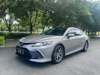 Toyota Camry 2021 2.5G Luxury Edition