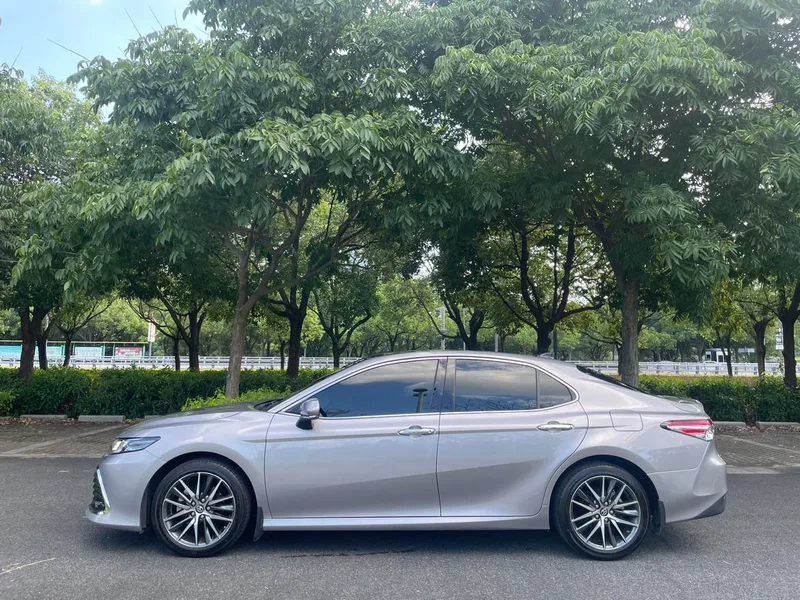 Toyota Camry 2021 2.5G Luxury Edition interior photo 10