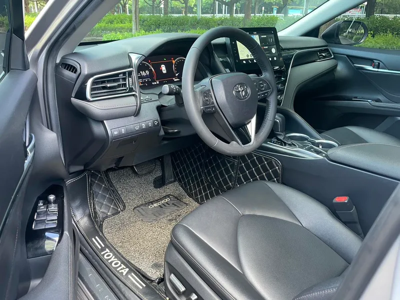 Toyota Camry 2021 2.5G Luxury Edition interior photo 14