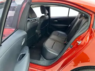 Toyota Corolla 2019 1.2T S-CVT GL-i Version de luxe intérieur photo 17 Toyota Corolla 2019 1.2T S-CVT GL-i Version de luxe intérieur photo 17