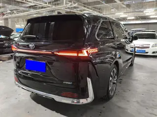 Toyota Granvia 2022 2.5L Híbrido Versión principal exterior foto 6 Toyota Granvia 2022 2.5L Híbrido Versión principal exterior foto 6
