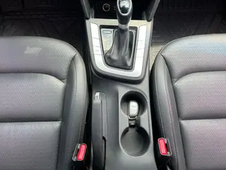 Hyundai Elantra Lingdong 2016 1.6L Auto Zhixuan Type de luxe intérieur photo 16 Hyundai Elantra Lingdong 2016 1.6L Auto Zhixuan Type de luxe intérieur photo 16