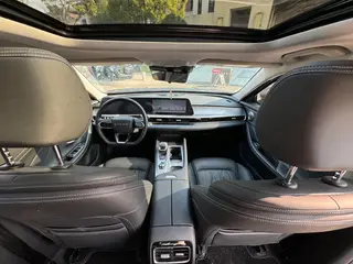 Chery Arrizo 8 2024 1.6TGDI DCT Sabio interior foto 12 Chery Arrizo 8 2024 1.6TGDI DCT Sabio interior foto 12