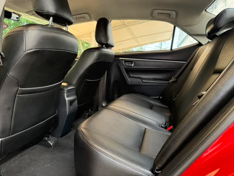 Toyota Corolla 2018 1.2T S-CVT GL Versión de disfrute inteligente País VI interior foto 10 Toyota Corolla 2018 1.2T S-CVT GL Versión de disfrute inteligente País VI interior foto 10