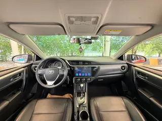 Toyota Corolla 2018 1.2T S-CVT GL Versión de disfrute inteligente País VI interior foto 13 Toyota Corolla 2018 1.2T S-CVT GL Versión de disfrute inteligente País VI interior foto 13