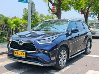 Toyota Highlander 2022 Dual Power 2.5L Four-wheel drive Premium Edition 7 seat