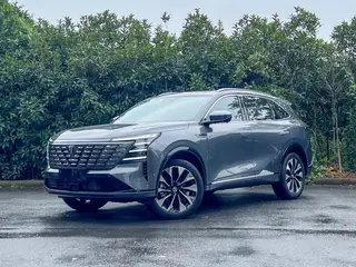 Changan CS75 PLUS 2025 Cuarta generación Ultra 2.0T Nuevo tipo de inteligencia de ballena azul